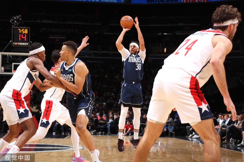 牌和市场上 牌和市场上