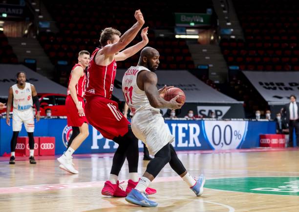 纳萨里奥 纳萨里奥